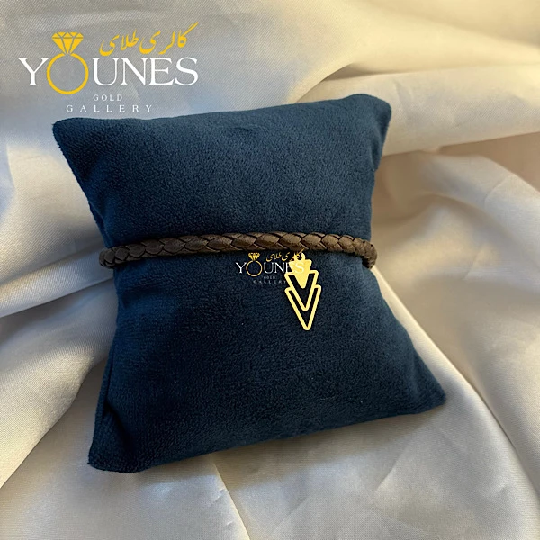 دستبند چرم مثلث طلا